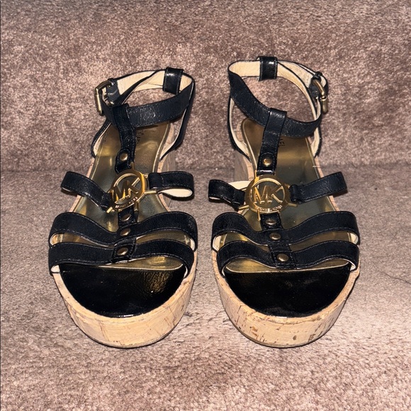 Michael Kors black leather and cork sandal ladies size 11. - Picture 2 of 7
